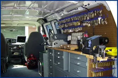 Advantage Locksmith Store Framingham, MA 508-409-6338 - 2-mobile-locksmith